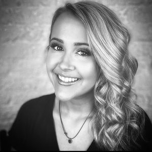 Meet your Posher, Calli